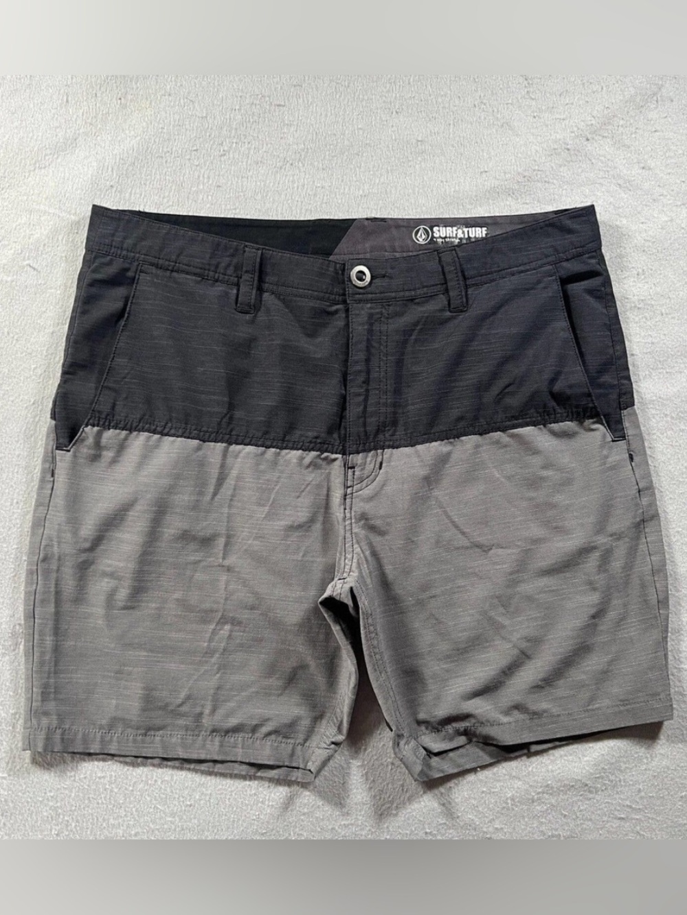 Volcom Two-Tone surf & turf swim versatile Hybrid board Shorts modern fit